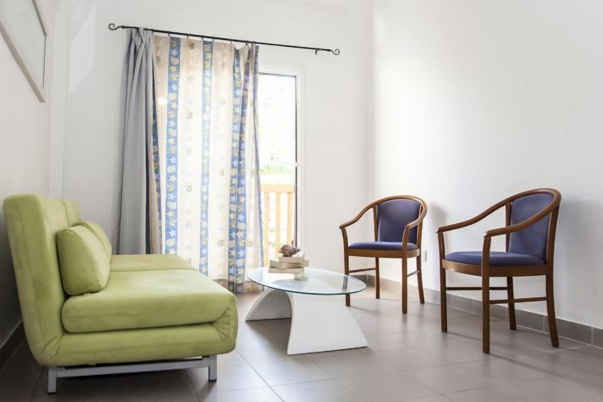 Alecos Hotel Apartments Paphos Ngoại thất bức ảnh