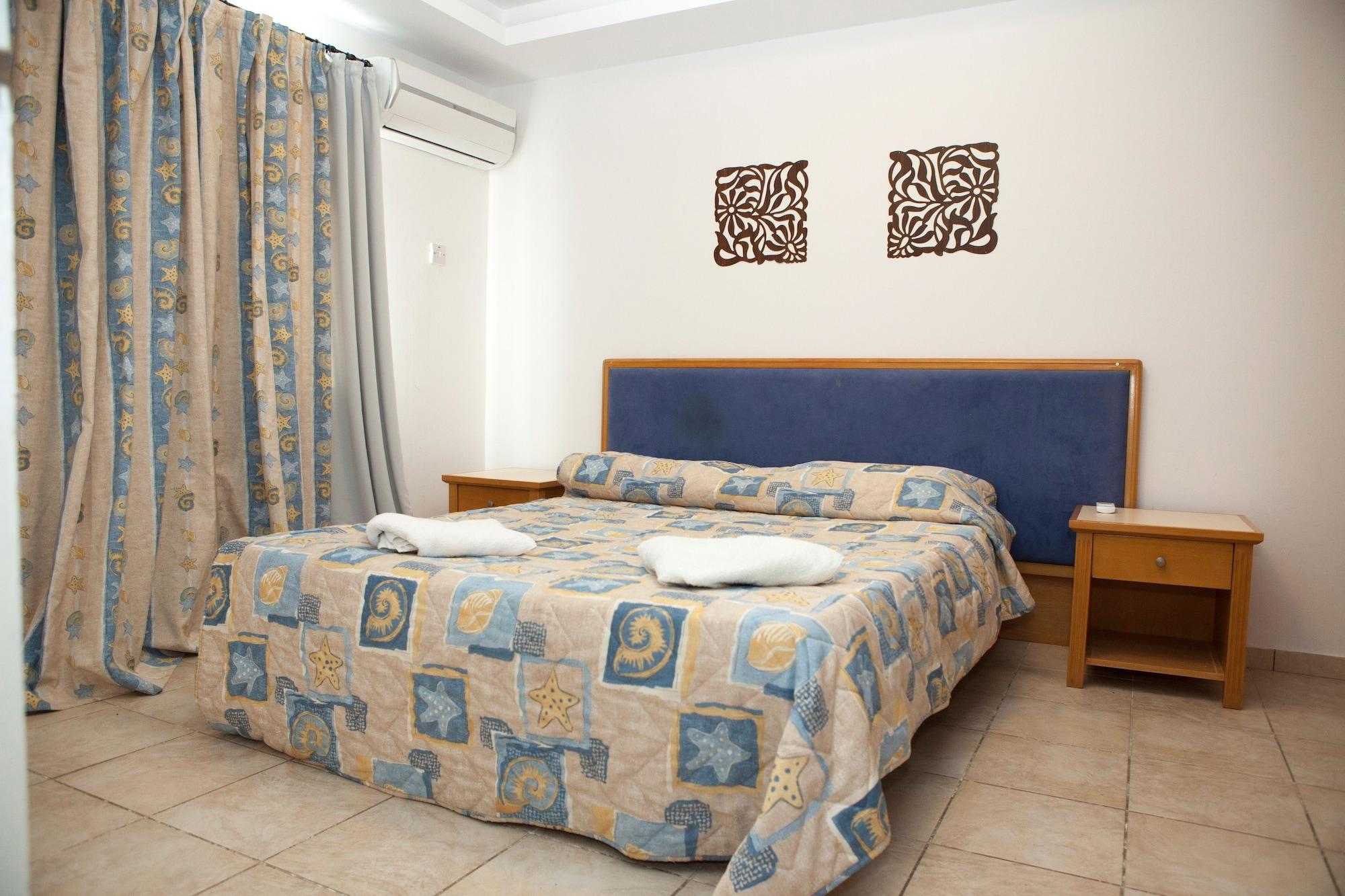 Alecos Hotel Apartments Paphos Ngoại thất bức ảnh