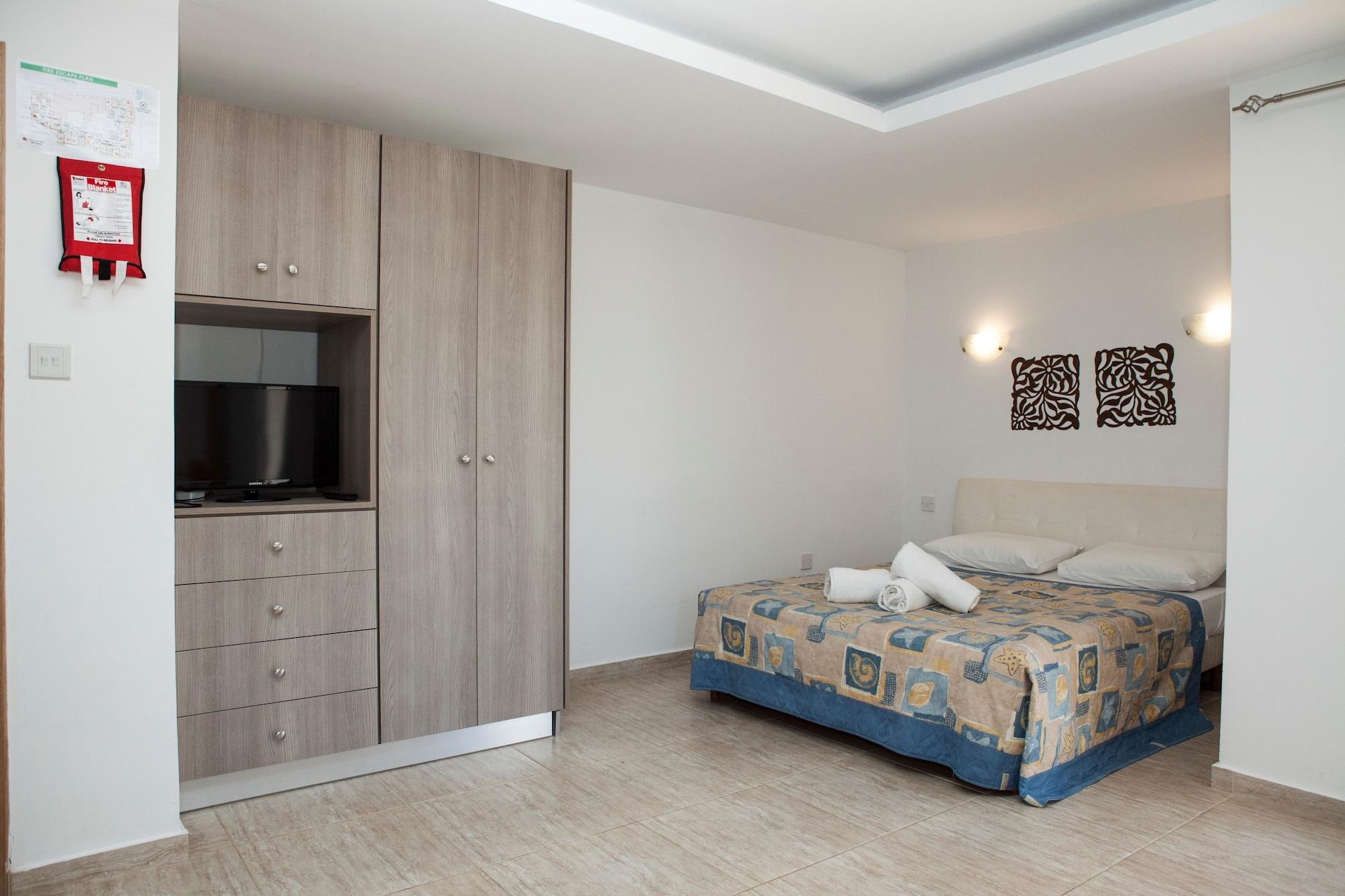 Alecos Hotel Apartments Paphos Ngoại thất bức ảnh