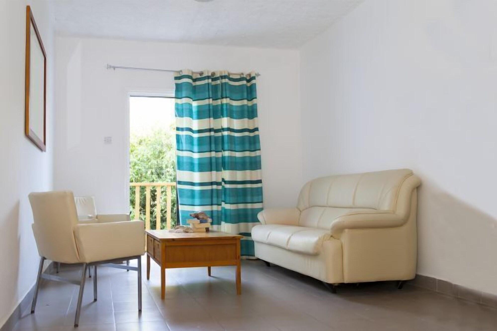 Alecos Hotel Apartments Paphos Ngoại thất bức ảnh