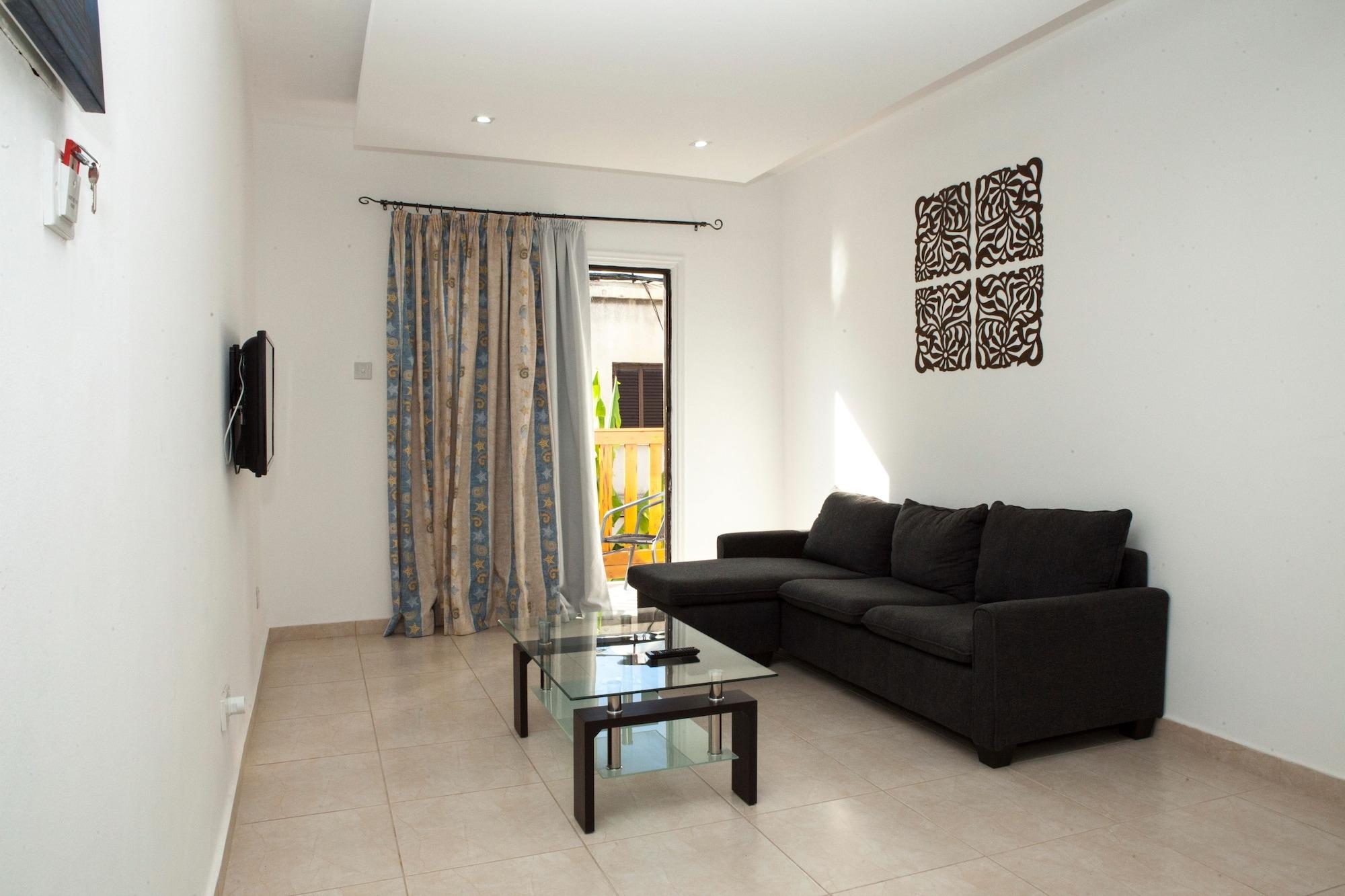 Alecos Hotel Apartments Paphos Ngoại thất bức ảnh