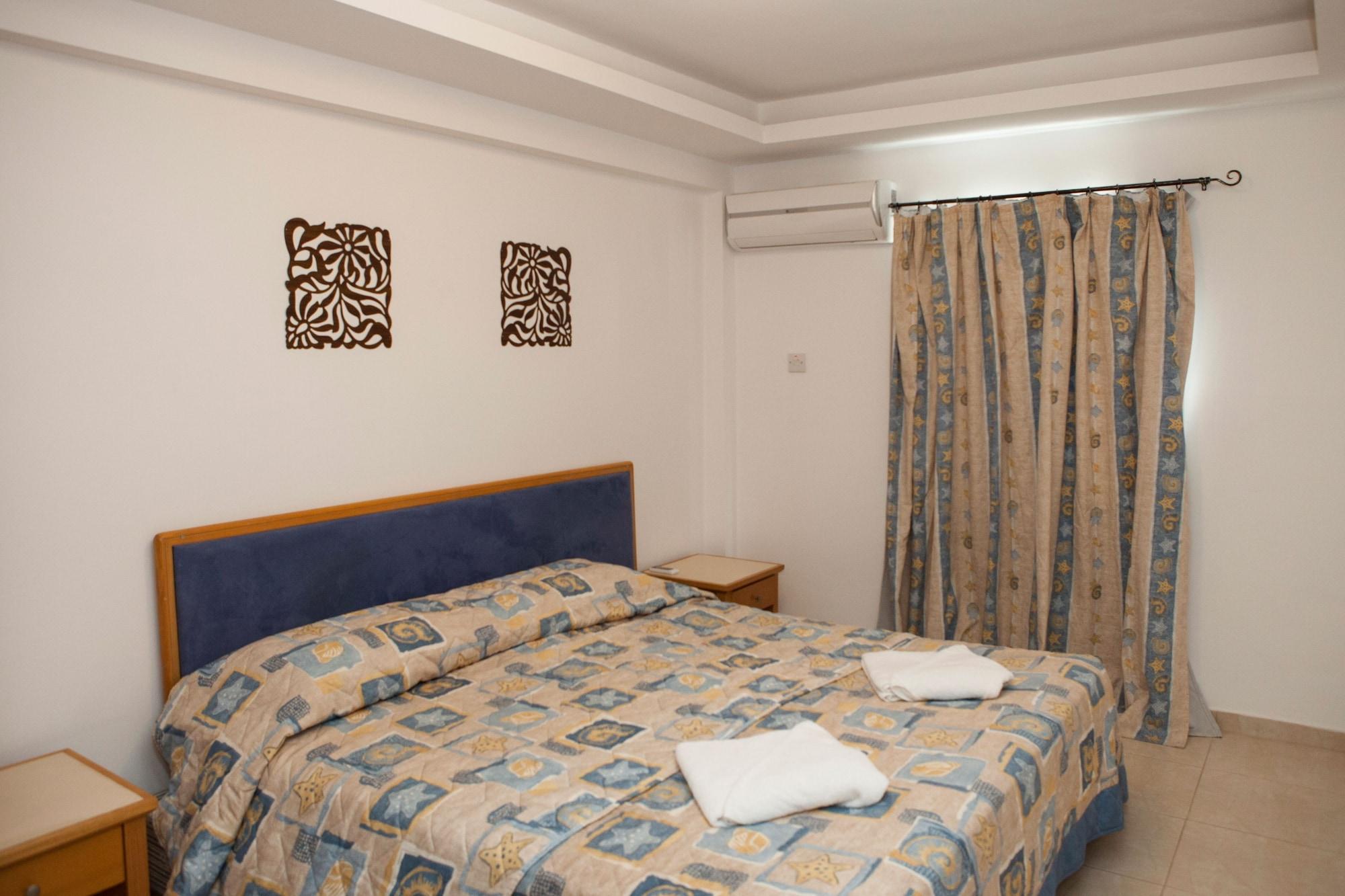 Alecos Hotel Apartments Paphos Ngoại thất bức ảnh
