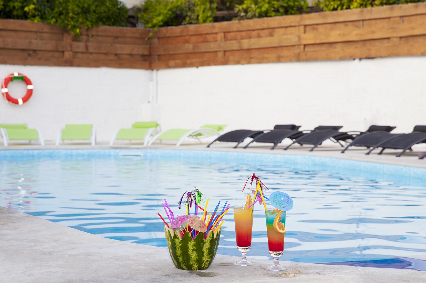 Alecos Hotel Apartments Paphos Ngoại thất bức ảnh